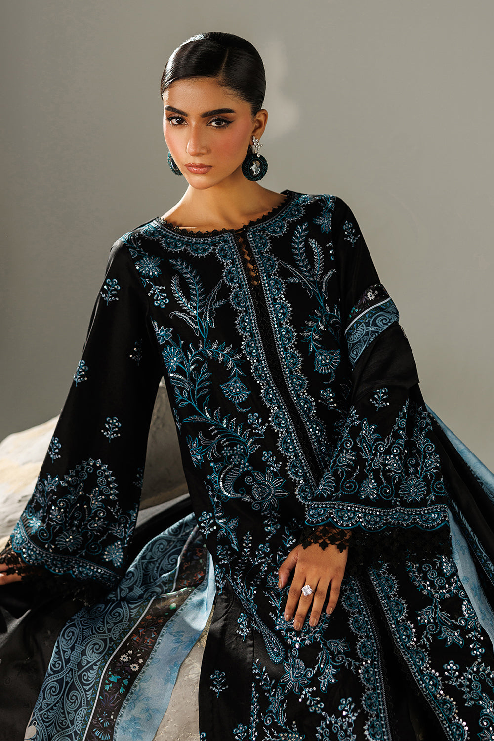 Embroidered Lawn MJ-26-16