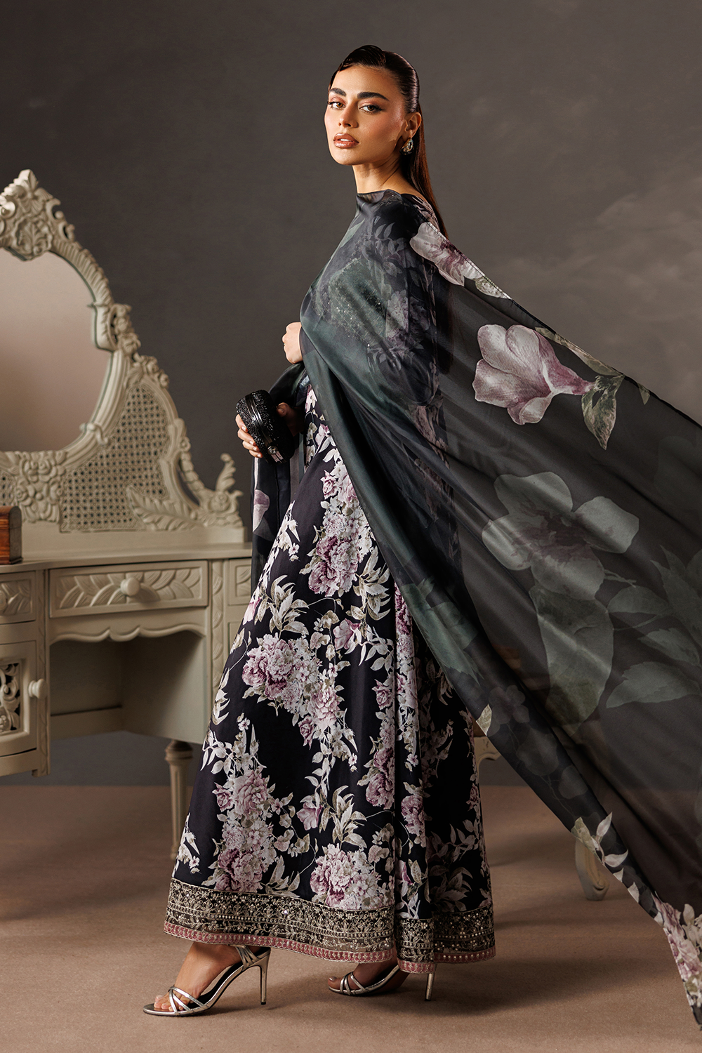 Embroidered Slik Lawn SL-26-16